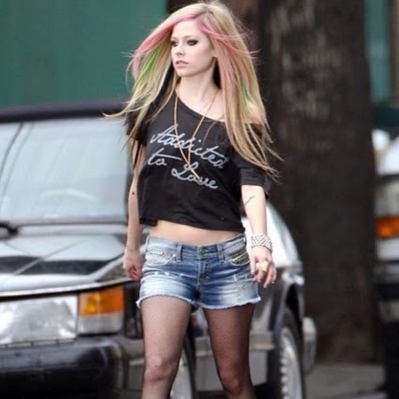 Vintage Chaser Addicted to Love Distressed Tee - Picture 11 of 11